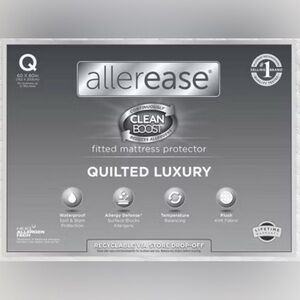 Quilted Luxury Fitted Mattress waterproof Protector - white size queen